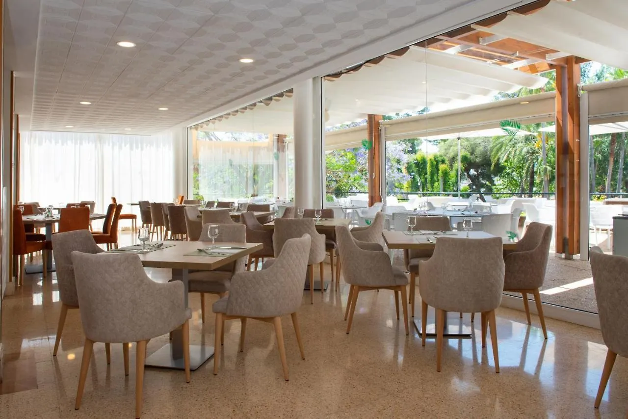 Valentin Grand Park Suite Hotel 帕格拉